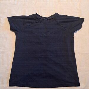 Athleta Girl girls size Large or 12 navy ruched back short sleeve shirt EUC